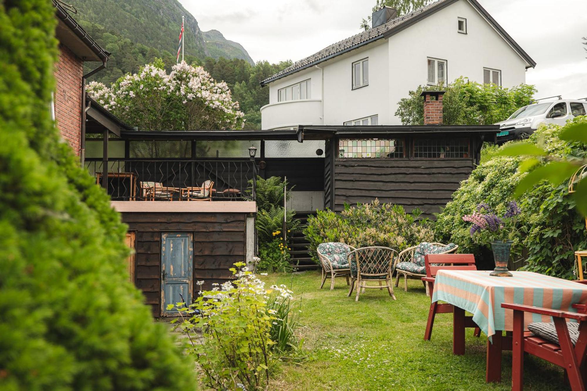 Tiglkak Hostel Andalsnes Exterior photo