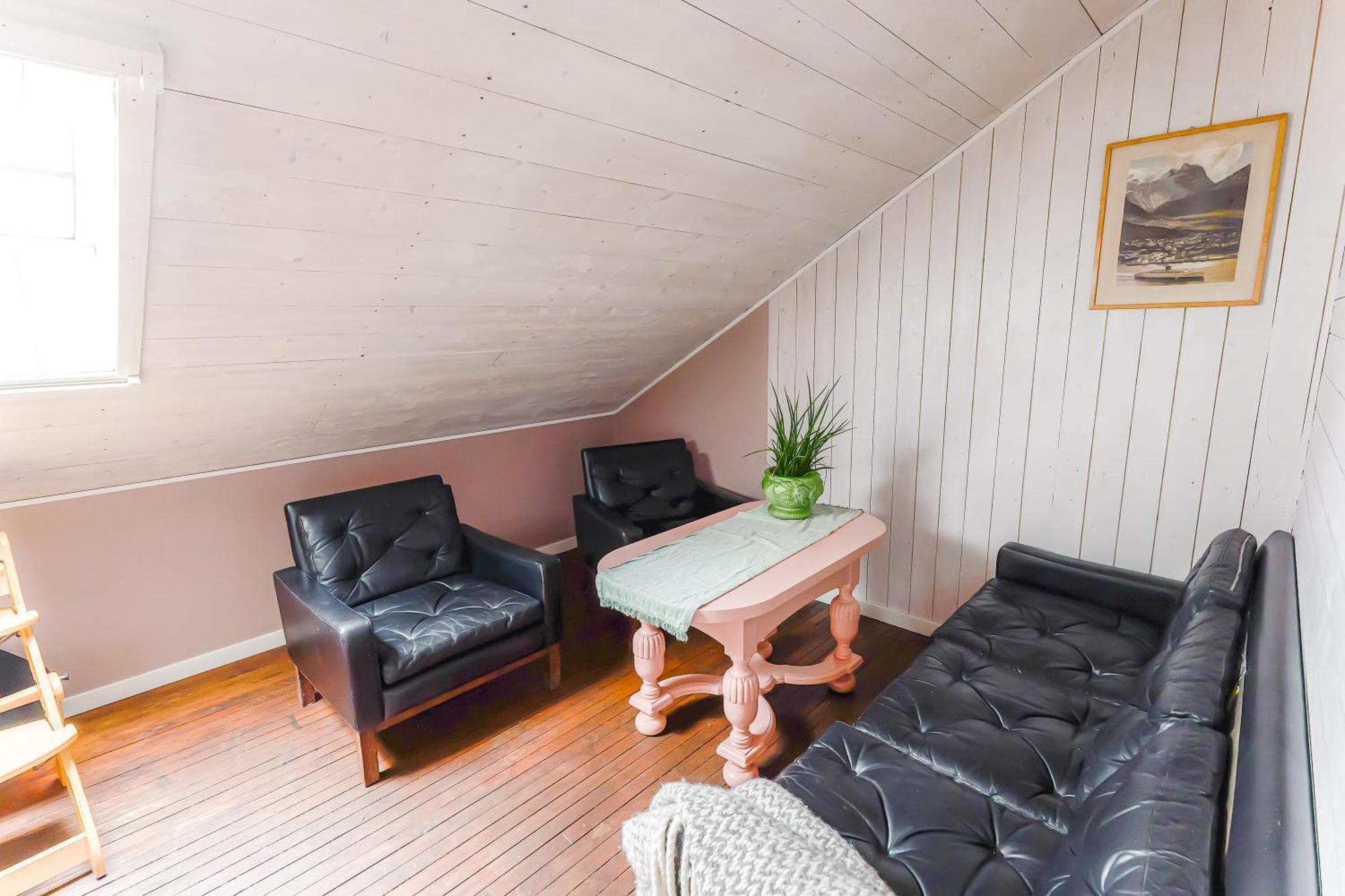 Tiglkak Hostel Andalsnes Exterior photo